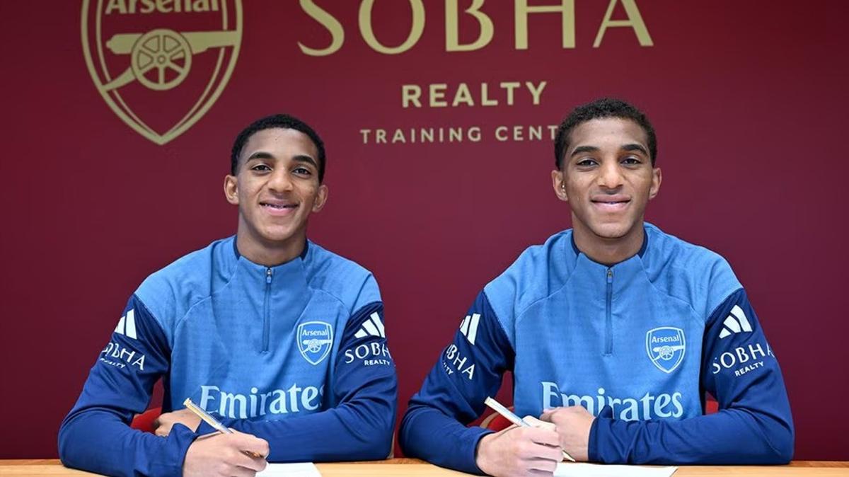 Arsenal Quintero kardeler transfer fotoraflar resimleri