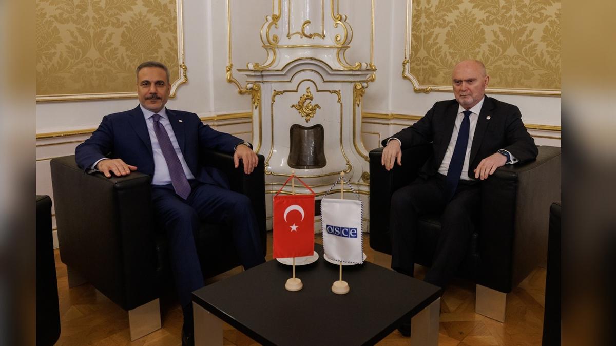 Hakan Fidan AGT Feridun Sinirliolu fotoraflar resimleri