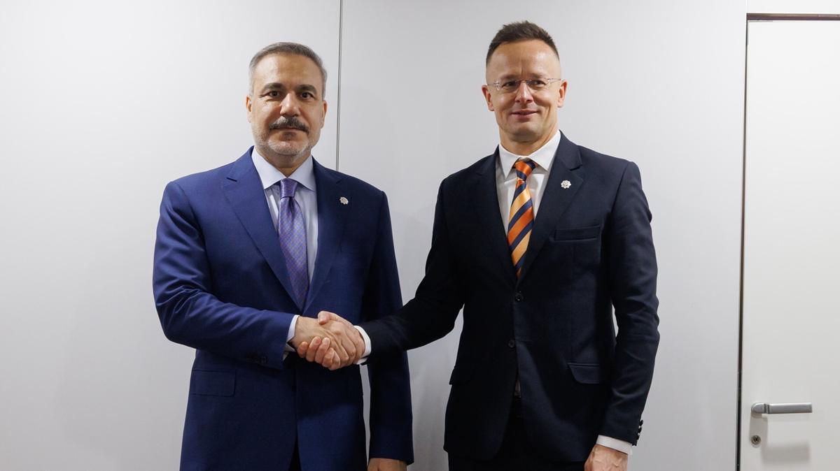 Dileri Bakan Hakan Fidan Bakan Fidan Hakan Fidan fotoraflar resimleri