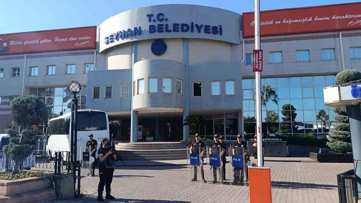 Adana CHP bloke hesaplar Seyhan Belediyesi fotoraflar resimleri