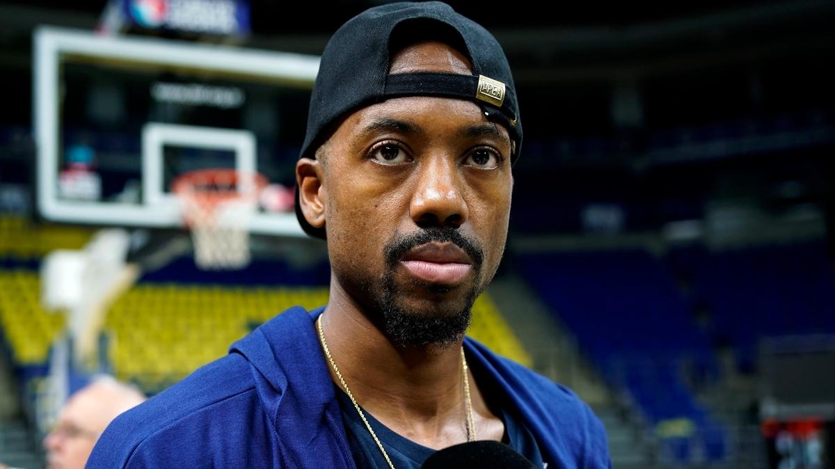 Galatasaray  McCollum NBA fotoraflar resimleri