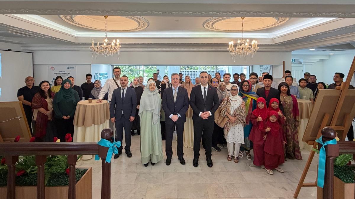 Hasan elebi Malezya Yunus Emre Enstits fotoraflar resimleri