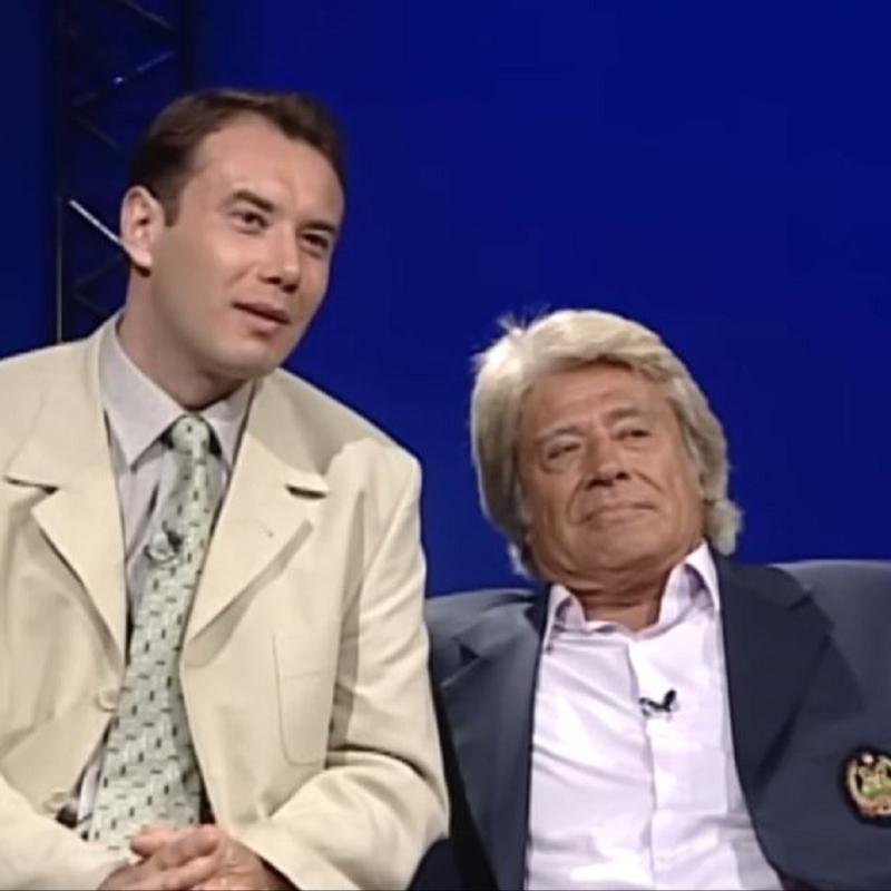 Yllar sonra ortaya kt... O an, dinleyenleri oke etti!