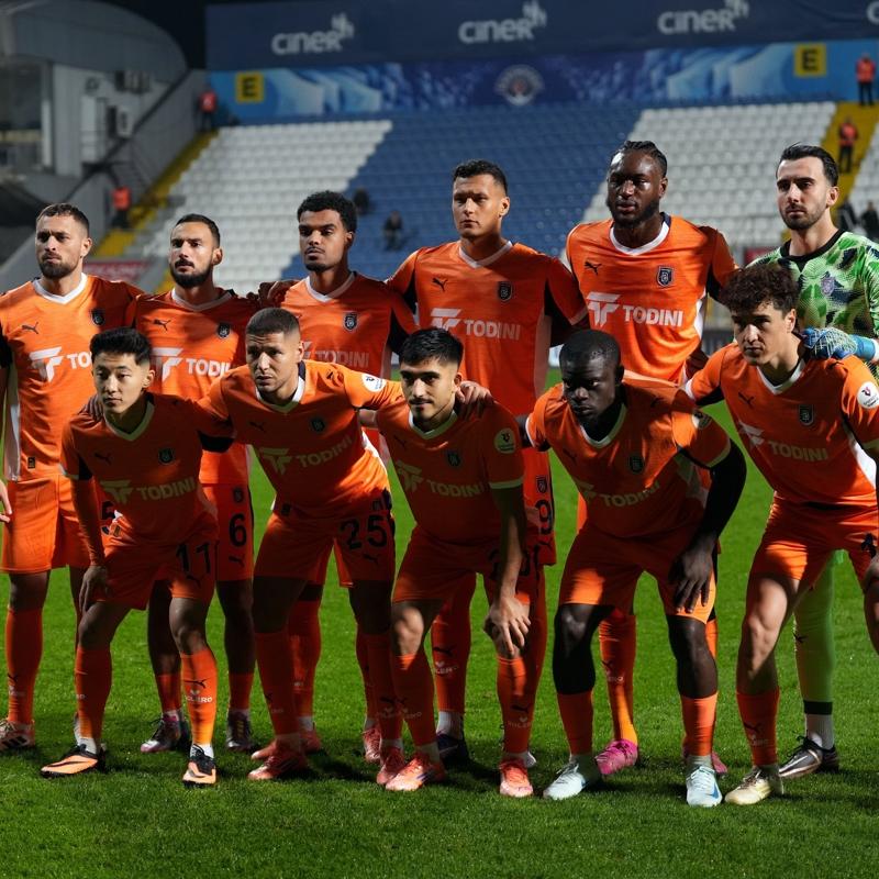 Baakehir, evinde Fenerbahe'yi konuk edecek