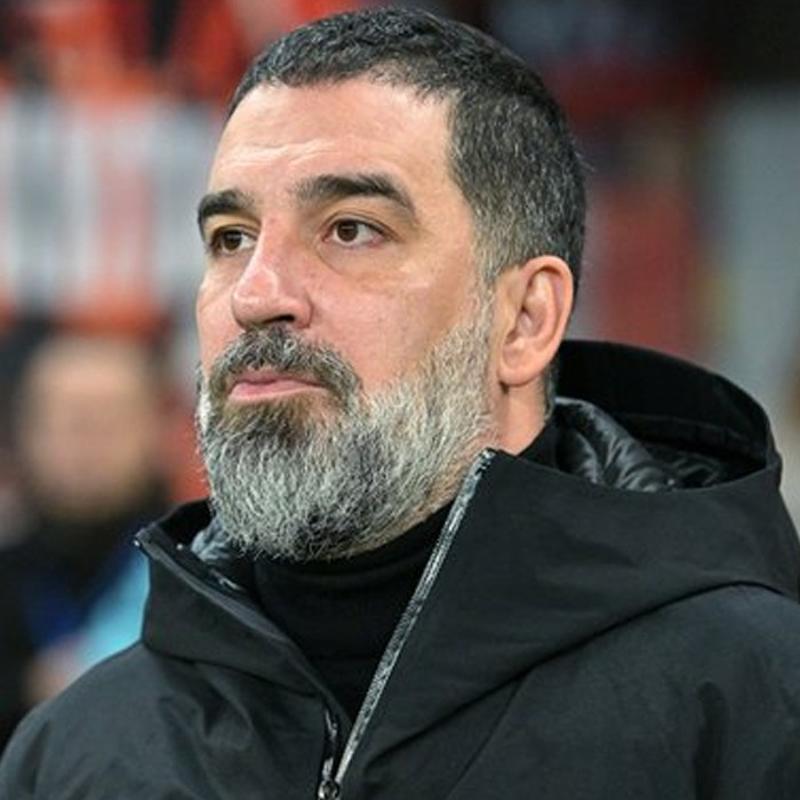 Arda Turan'l� Shakhtar Donetsk'ten kritik puan kayb�