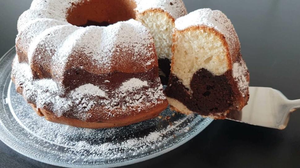 Dumanı üzerinde yumuşacık: Sade kek tarifi, sünger gibi