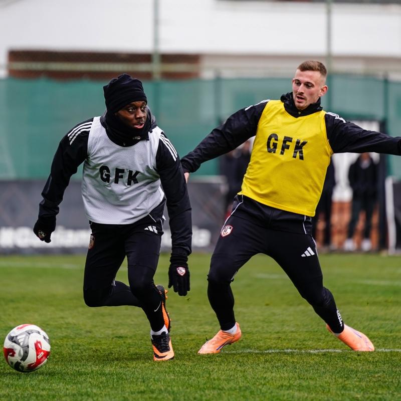 Gaziantep FK'da Be�ikta� mesaisi s�rd�