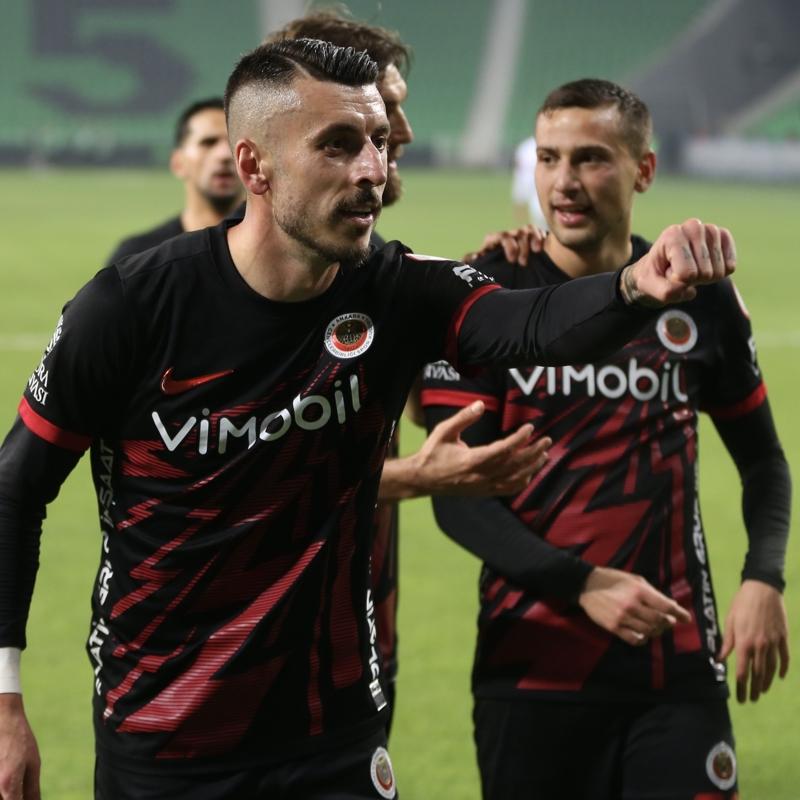 Genlerbirlii evinde Fatih Karagmrk ile karlaacak