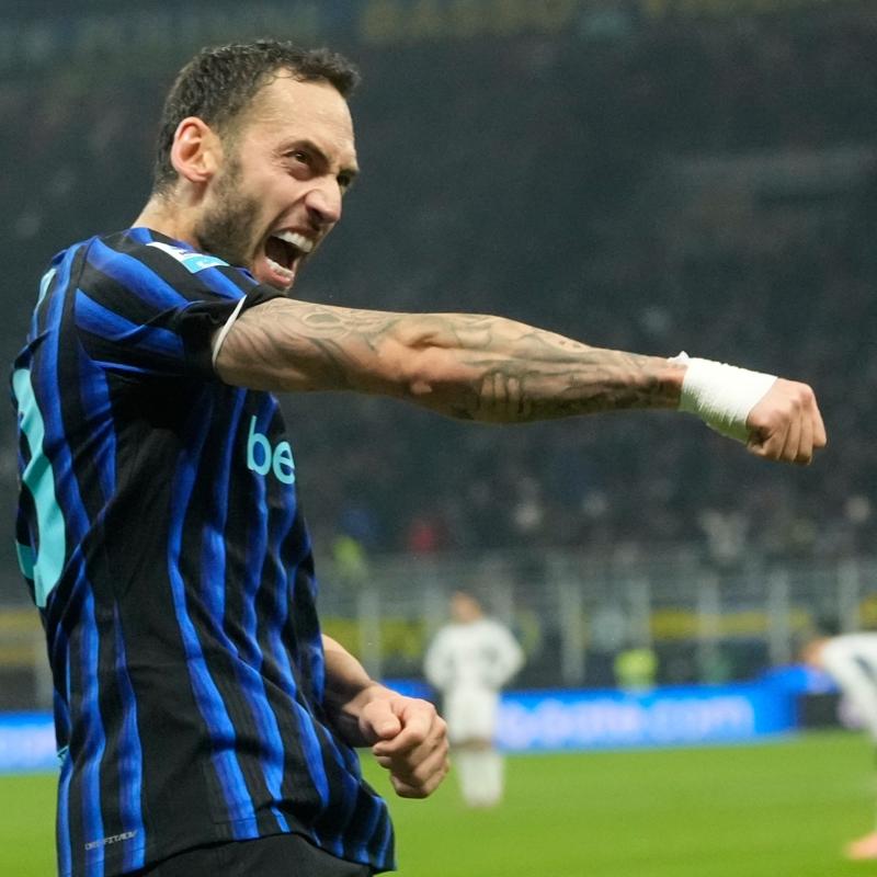 Hakan �alhano�lu att�! Inter 4 golle kazand�