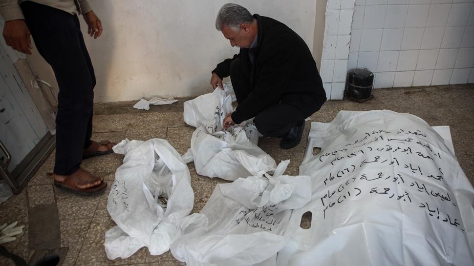 Soykırımcı İsrail'den Gazze'ye alçak saldırı: 3 kişi hayatını kaybetti