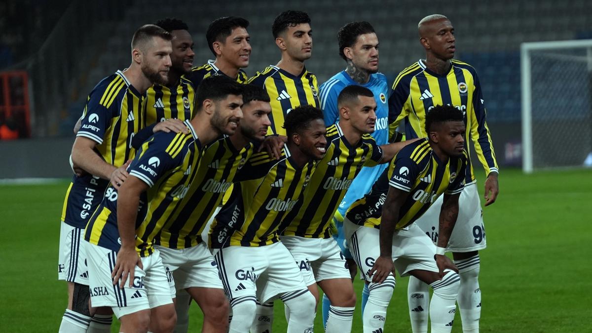 Yiit Efe Demir Fenerbahe Sper Lig fotoraflar resimleri
