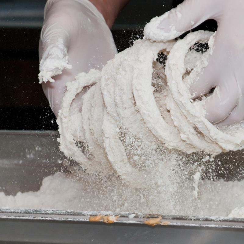 Asla sert olmuyor! En kolay ve en lezzetli kalamar tarifi