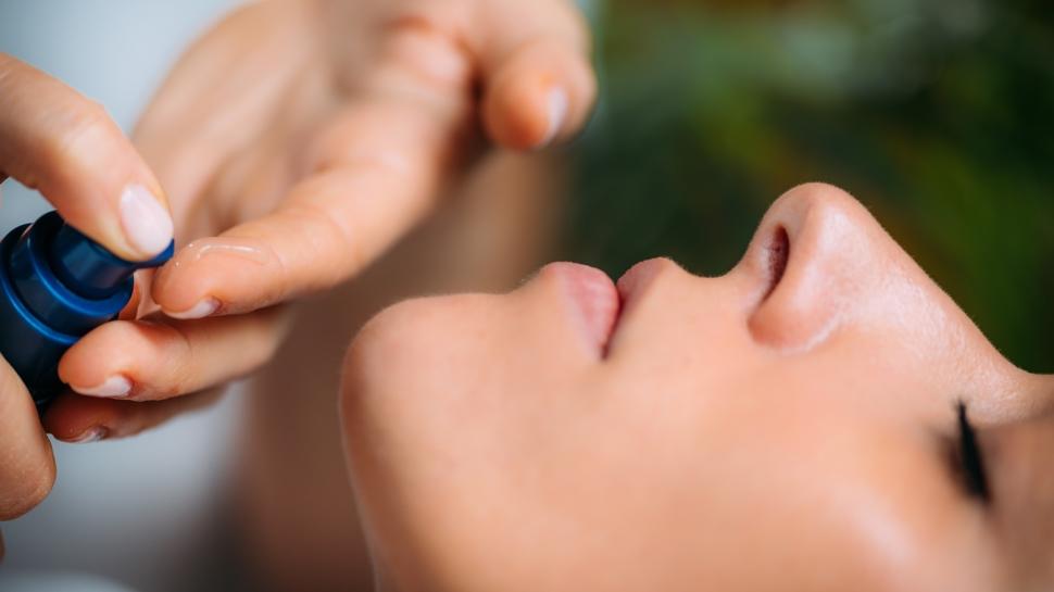 K���k burun i�in basit form�l burada! Ameliyata gerek kalmayacak