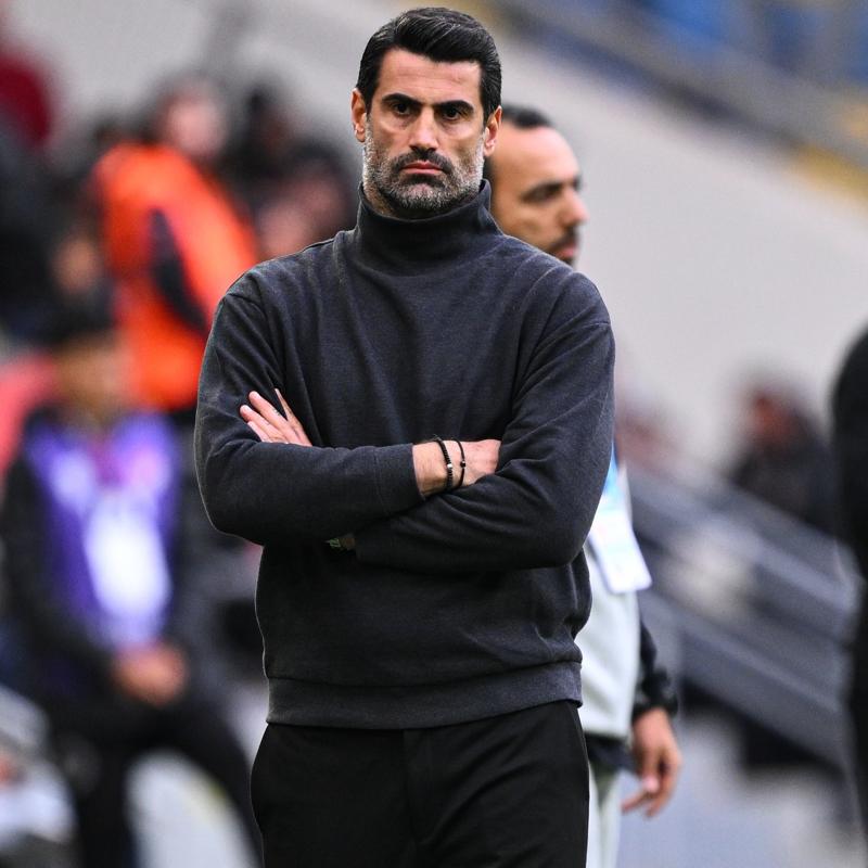 S�per Lig'de bir ayr�l�k daha! Volkan Demirel istifa etti