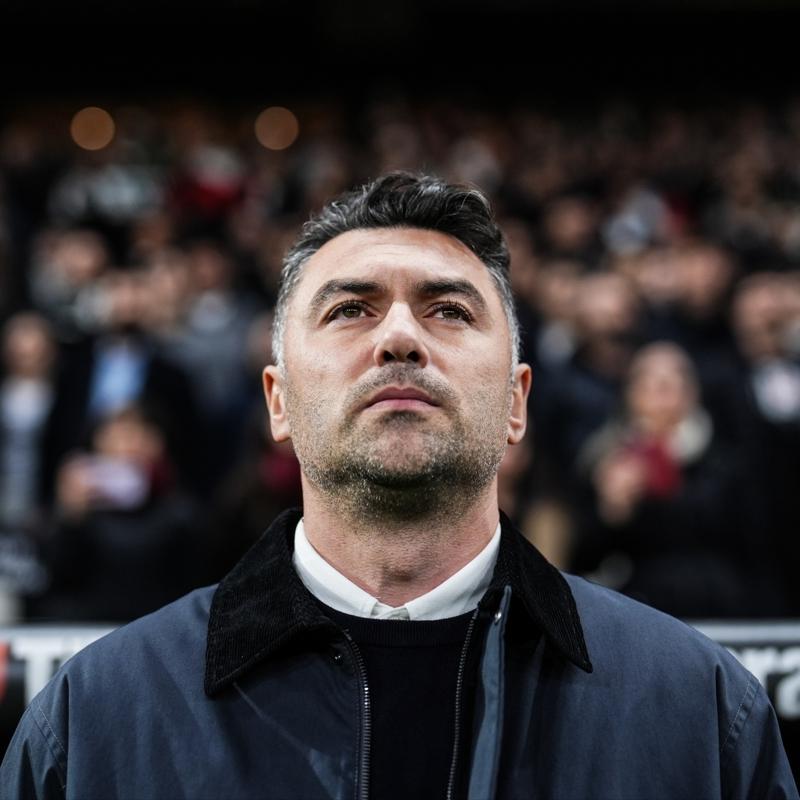 Burak Y�lmaz: Be�ikta� kar��s�nda 2 puan� ka��rd�k