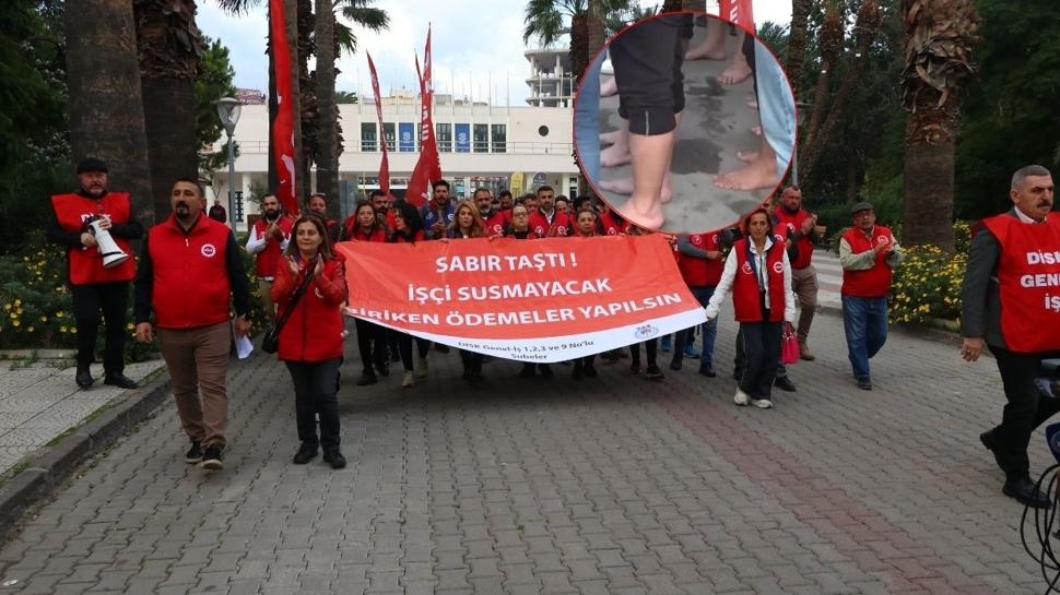 CHP'li belediyede çıplak ayaklı eylem! Milyonluk israfın içinde işçilere para yok