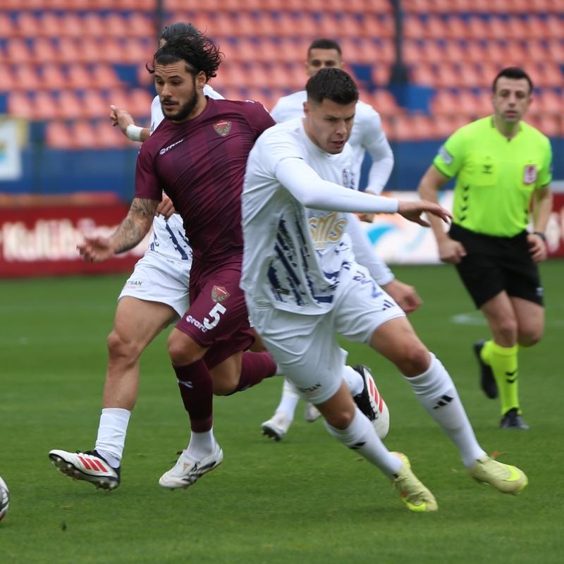 Saryer, Hatay'da 3 golle kazand