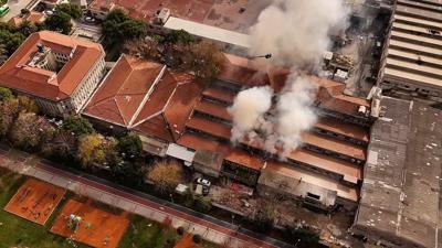 Bakrky'de etiket fabrikasnda yangn