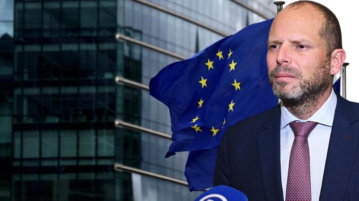 Trkiye Belika Belika Savunma Bakan Francken Savunma fotoraflar resimleri