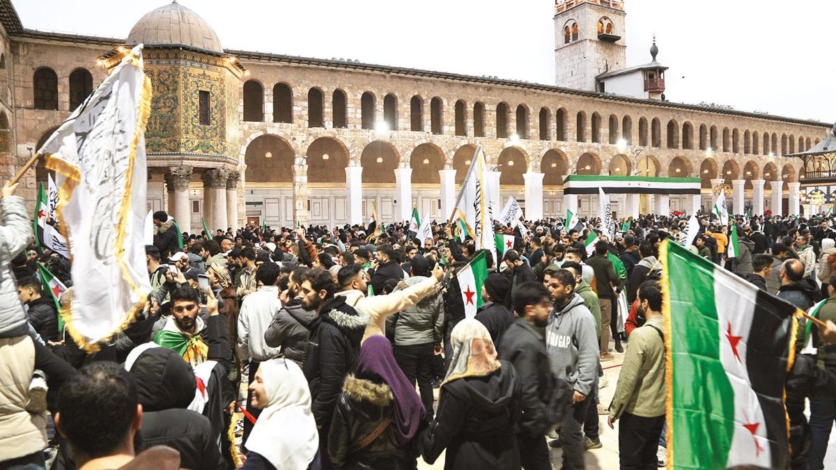 Suriyeliler zgrlk devrim fotoraflar resimleri