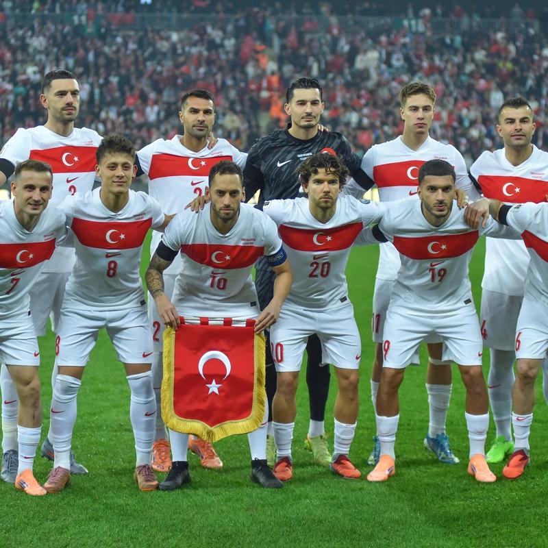 TFF aklad! Trkiye-Romanya ma stanbul'da