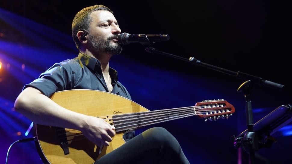 Mehmet Erdem'in acı günü: Cenaze detaylarını sosyal medyada paylaştı!