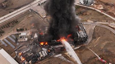 Kimya fabrikasnda korkutan yangn: Vali son durumu aklad