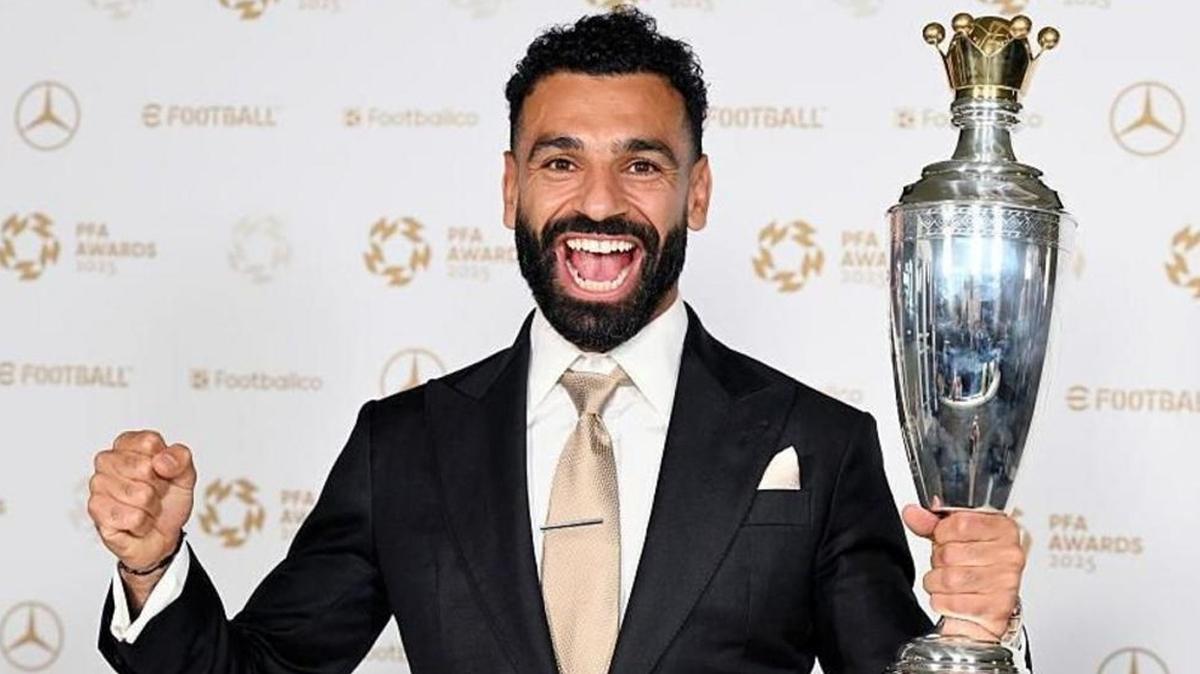 mohamed salah wayne rooney jamie carragher fotoraflar resimleri