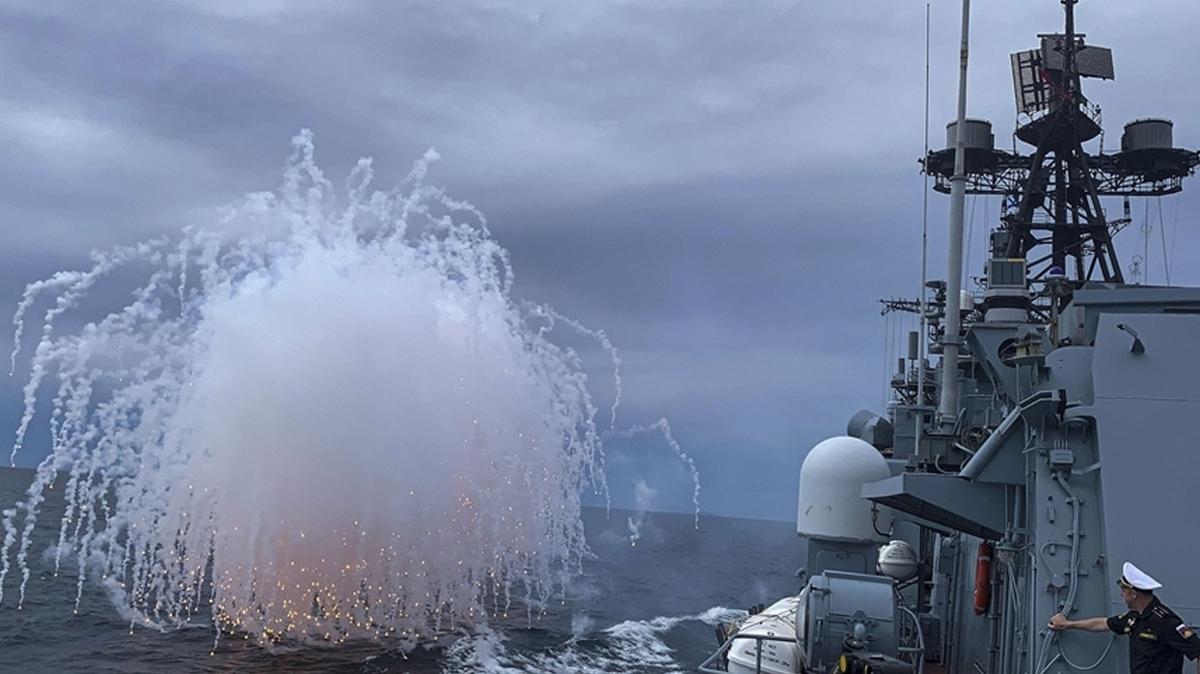 Karadeniz Ukrayna Rusya Petrol Tankeri Glge Filo fotoraflar resimleri