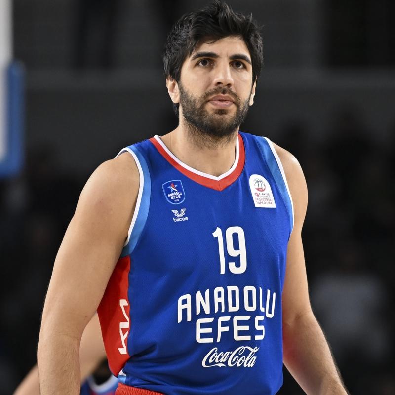 Burak Can Y�ld�zl�'dan Anadolu Efes'e k�t� haber