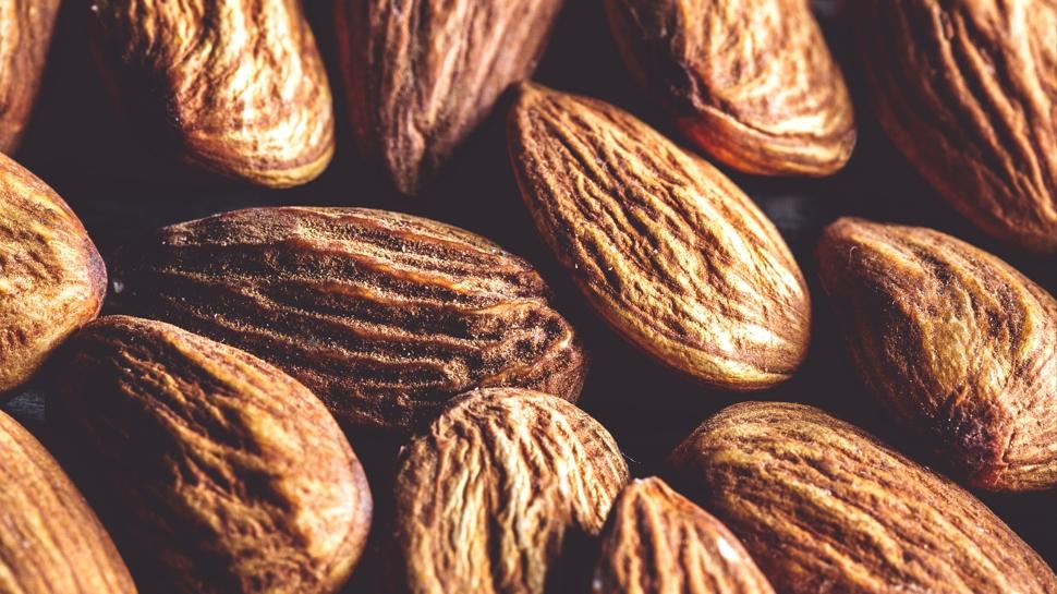 Cevizi tahtından eden o kuruyemiş: Kilosu 500 liradan satışta, beyni çalıştırıyor