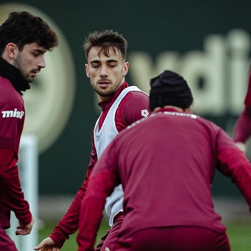 Galatasaray, Antalyaspor mesaisine balad