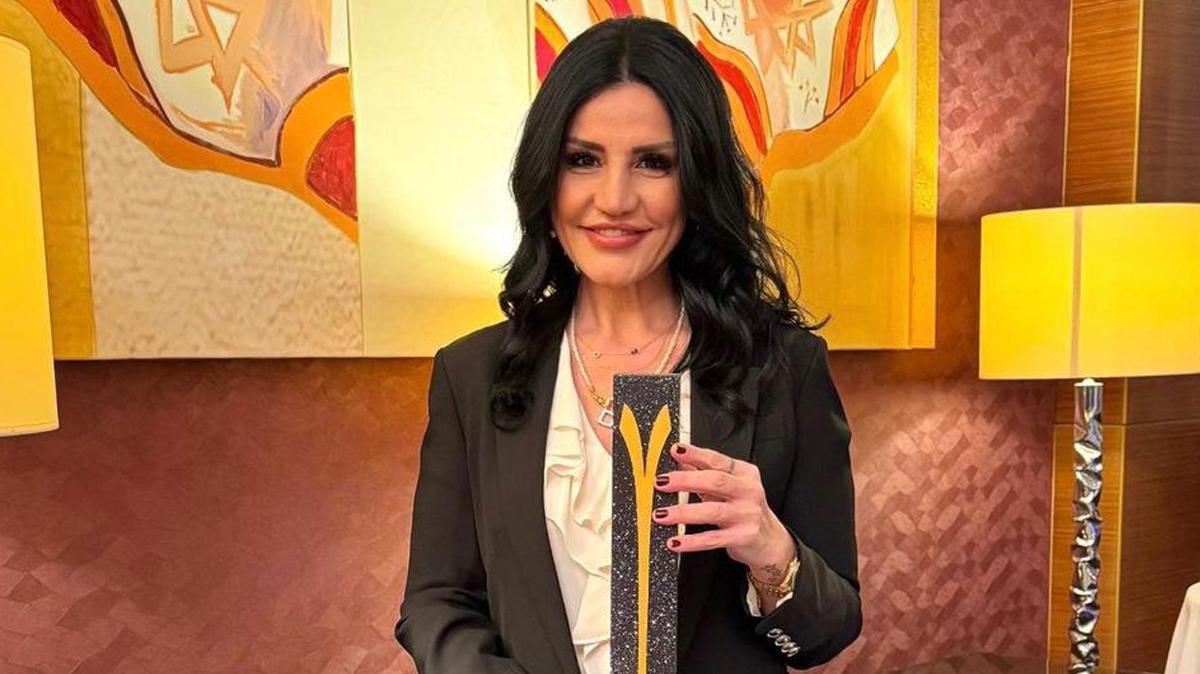 MoodMagazindlleri 15letisimFakltesi Hande Banu fotoraflar resimleri