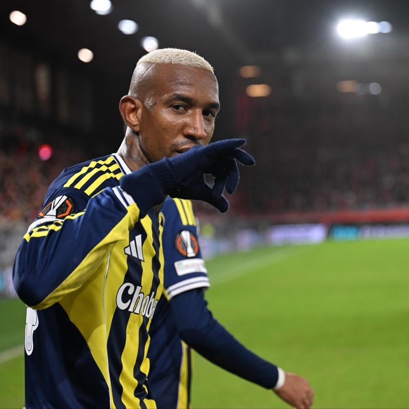 Anderson Talisca tay en yksee koydu! 'Tm kupalar istiyoruz'