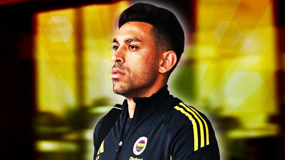 Ve ezeli rakibe hayırlı olsun! İrfan Can Kahveci imzayı atıyor