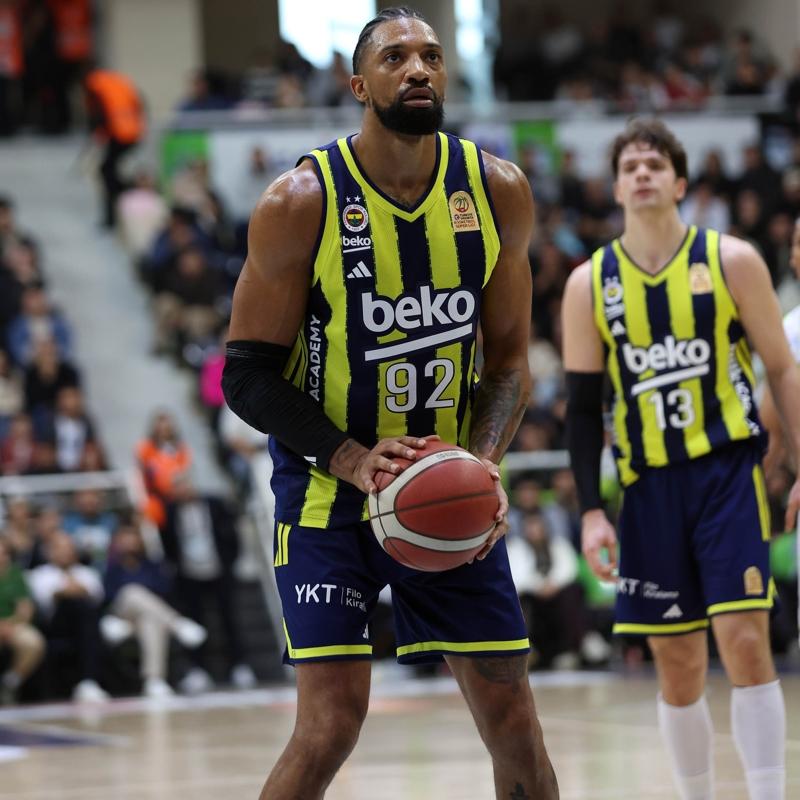 Fenerbahe Beko evinde Anadolu Efes'i konuk edecek
