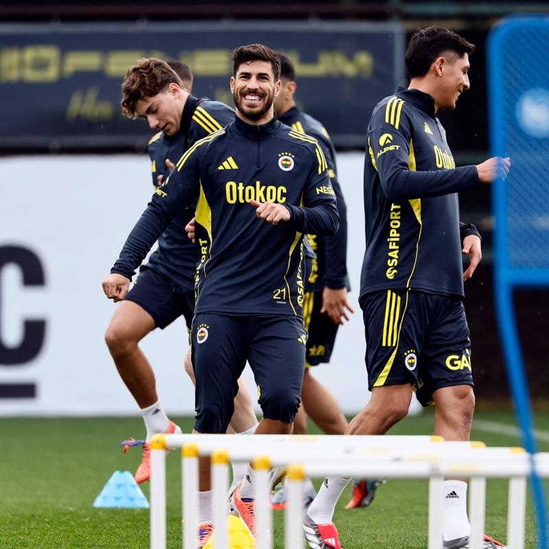 Fenerbah�e'de Konyaspor ma��n�n mesaisi ba�lad�