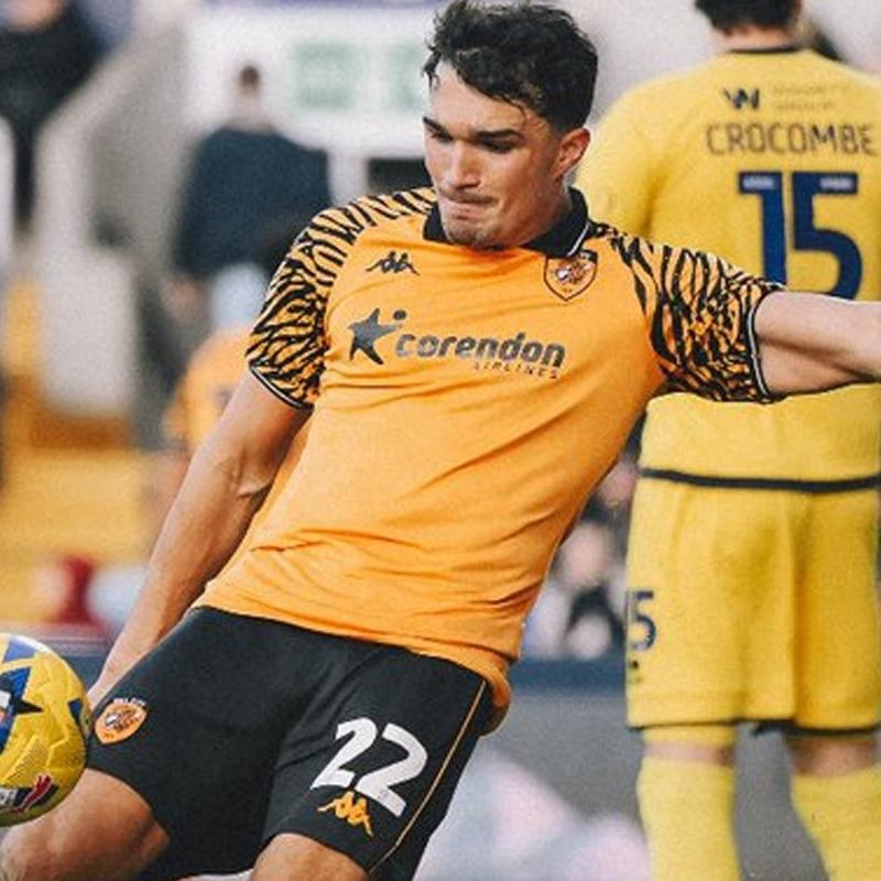 Hull City'den ligde kritik 3 puan