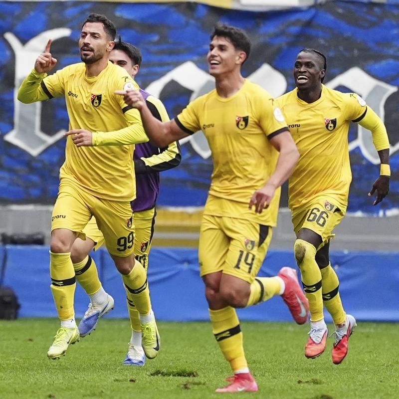 �stanbulspor, Sar�yer'i 2 golle ge�ti