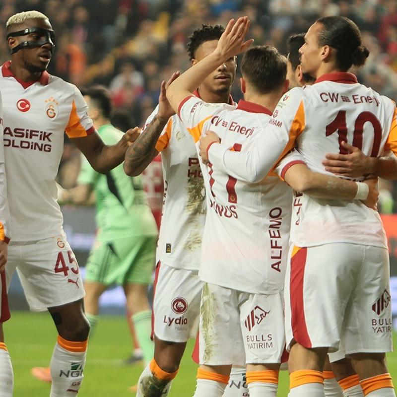 MA� SONUCU: Antalyaspor 1-4 Galatasaray