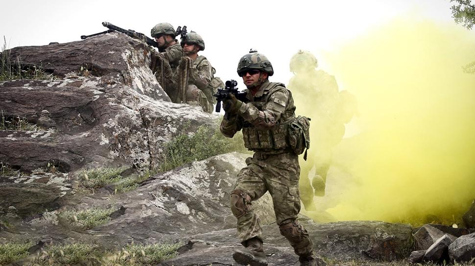 Mehmetçikten çevreci hamle: Üs bölgelerinde harekete geçildi