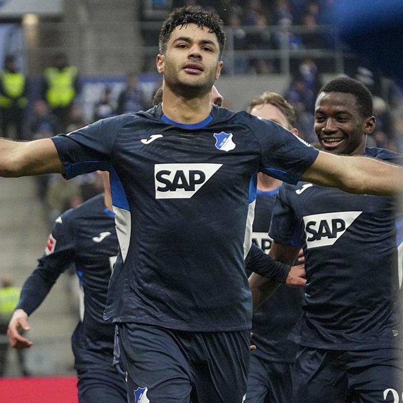 Ozan Kabak'tan m�thi� gol! Ligde sahneye ��kt�