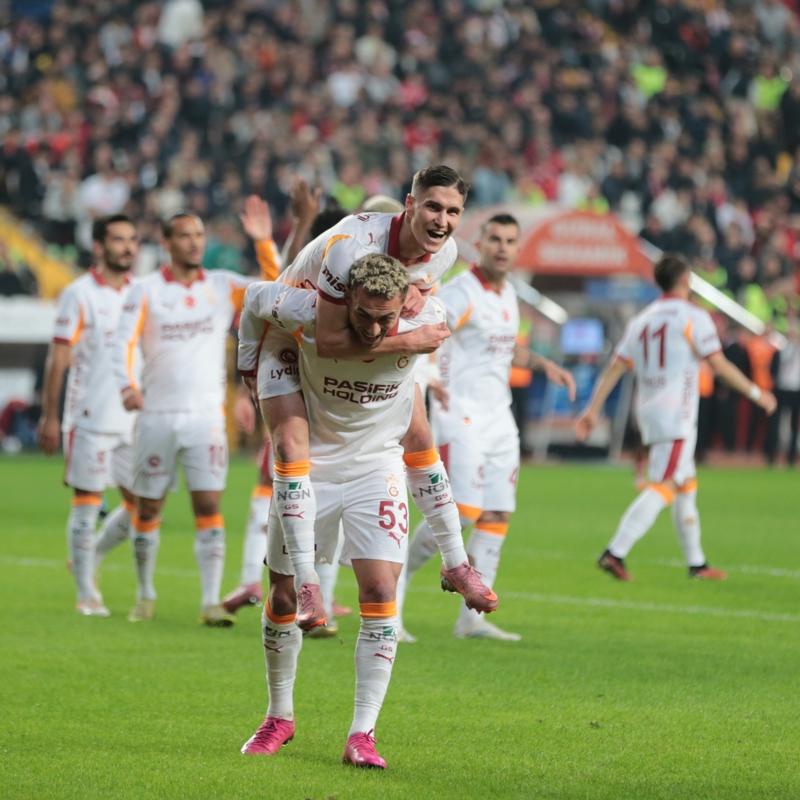 Roland Sallai, bu sezon perdeyi at