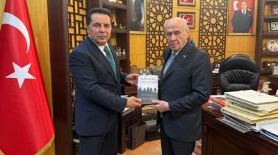 Ahmet �zer'den Bah�eli'ye ziyaret 