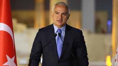 Trk dili iin tarihi adm! Bakan Ersoy'dan UNESCO karar sonras mesaj