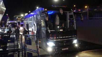 Be�ikta� kafilesi, kritik derbi �ncesi Trabzon'da