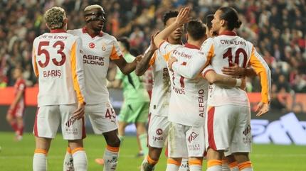 Aslan gle oynaya! Antalya deplasmannda ok rahat