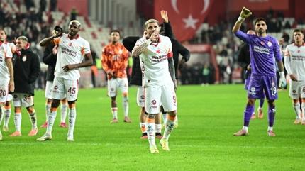 Galatasaray tarihine geebilir! Mauro Icardi saymaya devam ediyor