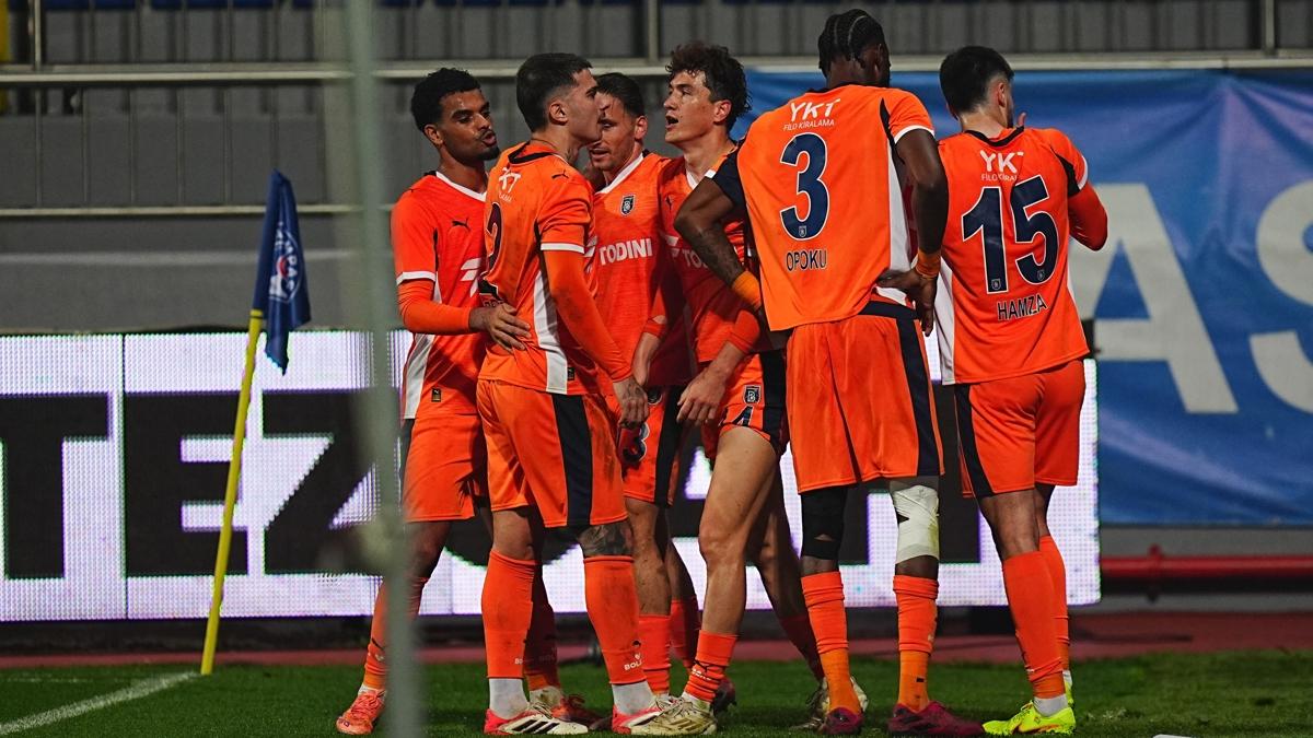 ba�ak�ehir s�per lig samsunspor foto�raflar� resimleri