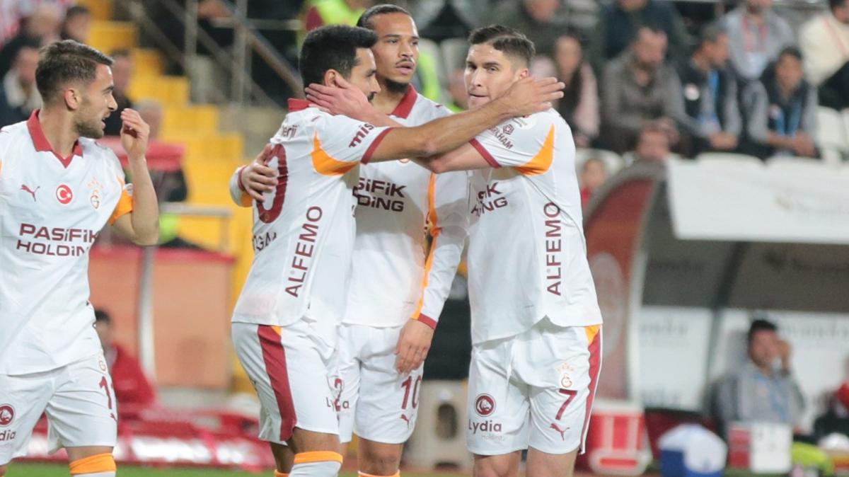 leroy sane galatasaray antalyaspor fotoraflar resimleri